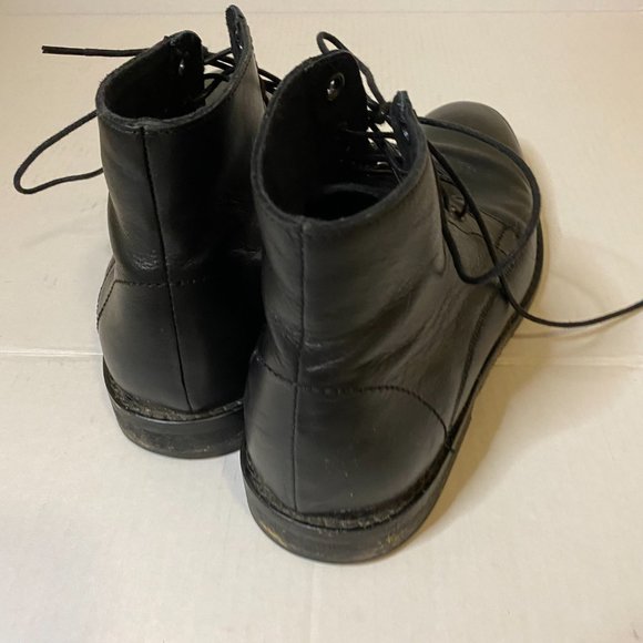 Urban Outfitters Dress Boot - Picture 3 of 7